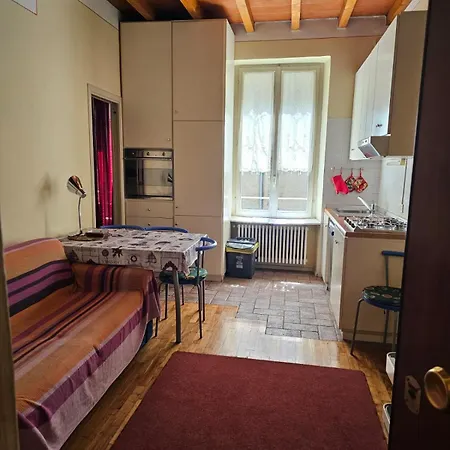 Apartment F A L S T A F F *